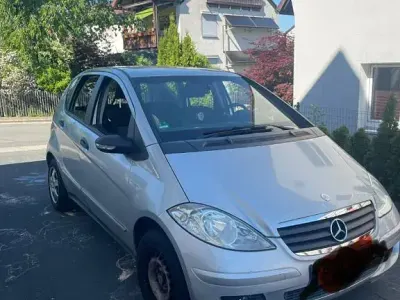 Używany Mercedes A150 Classic 95 KM (69 kW) 2005 Srebrny Minivan