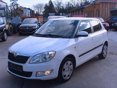 Gebraucht Skoda Fabia Fresh 86 PS (63 kW) 2014 Weiß Limousine