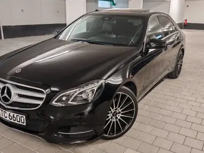 Gebraucht Mercedes E220 170 PS (125 kW) 2017 Schwarz Limousine