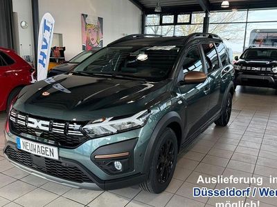 Zedergrün metallic Gebraucht 2024 Dacia Jogger Extreme Van / Kleinbus | 21.890 € (Fairer Preis)