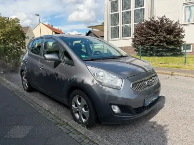 Gebraucht Kia Venga Spirit 125 PS (91 kW) 2010 Grau Kleinwagen