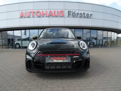 Gebraucht Mini John Cooper Works 231 PS (169 kW) 2023 Grün Kleinwagen