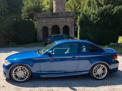 Gebraucht BMW 135 Performance 311 PS (228 kW) 2010 Blau Kleinwagen