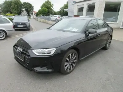 Gebraucht Audi A4 Advanced Plus 204 PS (150 kW) 2022 Schwarz Limousine