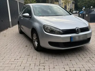 Gebraucht VW Golf VI 80 PS (58 kW) 2009 Silber Kleinwagen