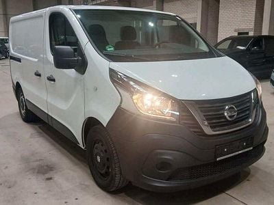 Usata Nissan NV300 120 CV (88 kW) 2021 Bianco Furgone