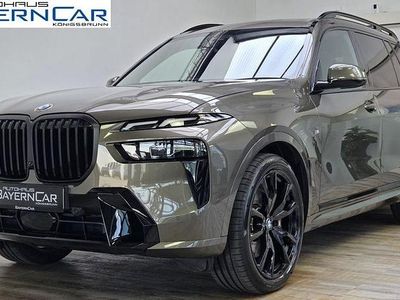Second-hand BMW X7 M Sport 352 CP (258 kW) 2025 Verde SUV