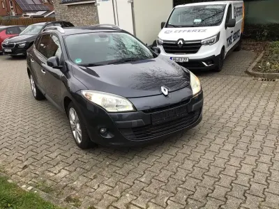 Gebraucht Renault Mégane Dynamique 131 PS (96 kW) 2009 Limousine