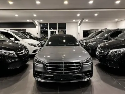 Gebraucht Mercedes V300 Avantgarde 237 PS (174 kW) 2022 Silber Van / Kleinbus
