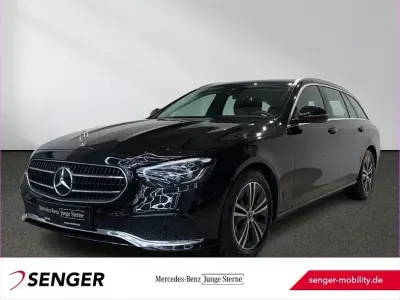 Gebraucht Mercedes E220 Avantgarde 194 PS (142 kW) 2022 Schwarz Limousine