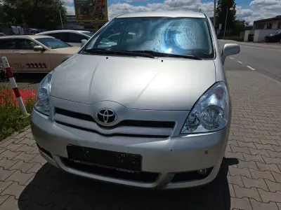 Gebraucht Toyota Corolla Verso Sol 129 PS (94 kW) 2006 Silber Van / Kleinbus