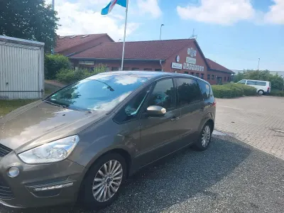 Gebraucht Ford S-MAX S 140 PS (102 kW) 2012 Grau Van / Kleinbus