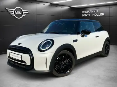 Gebraucht Mini Cooper Classic 136 PS (100 kW) 2023 Weiß Kleinwagen