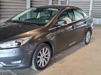 Gebraucht Ford Focus Titanium 150 PS (110 kW) 2014 Grau Limousine