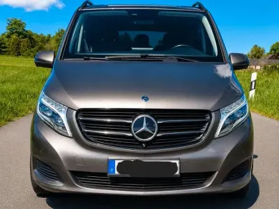 Używany Mercedes V220 Avantgarde Edition 163 KM (119 kW) 2016 Brązowy Minivan