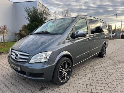 Grau Gebraucht 2011 Mercedes Viano Van / Kleinbus | 10.990 € (Fairer Preis)