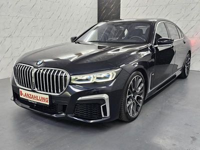 Blau Gebraucht 2019 BMW 745 Sport Line Limousine | 58.900 €