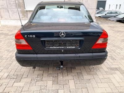 Mercedes C180