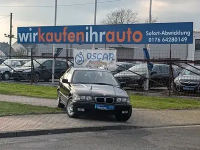 Occasion BMW 318 Sport Line 116 ch (85 kW) 1998 Noir Berline