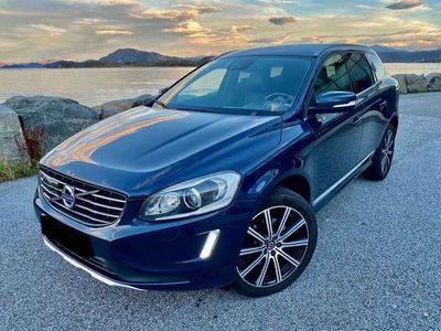 gebraucht Volvo XC60 XC60D4 AWD Geartronic Summum