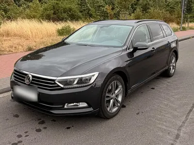Gebraucht VW Passat Comfortline 150 PS (110 kW) 2018 Grau Kombi