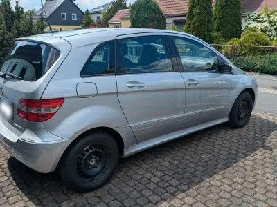Gebraucht Mercedes B170 116 PS (85 kW) 2007 Silber Van / Kleinbus