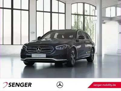 Gebraucht Mercedes E220 Avantgarde 194 PS (142 kW) 2022 Schwarz Limousine