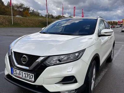 gebraucht Nissan Qashqai Acenta 1.3 DIG-T PanoramaRückfahrkamera AHK