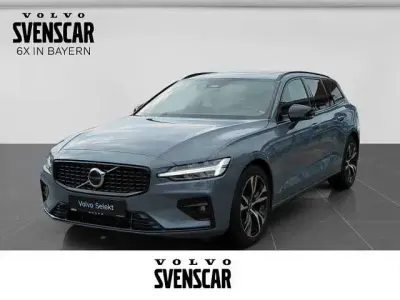 Gebraucht Volvo V60 145 PS (106 kW) 2023 Kombi