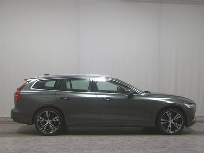 Gebraucht Volvo V60 Inscription 340 PS (250 kW) 2021 Grau Kombi