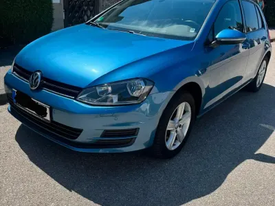 Gebraucht VW Golf VII Comfortline 85 PS (62 kW) 2013 Blau Kombi