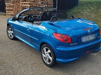 Gebraucht Peugeot 206 CC 109 PS (80 kW) 2005 Blau Cabrio