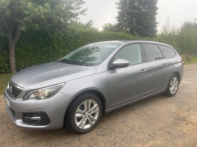 Gebraucht Peugeot 308 131 PS (96 kW) 2018 Grau Kombi