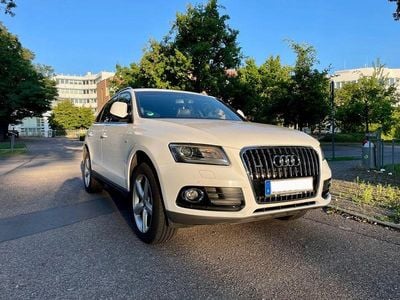 Weiß Gebraucht 2015 Audi Q5 Comfort SUV | 18.990 € (Fairer Preis)