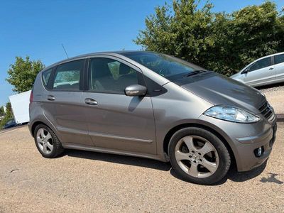 Mercedes A200