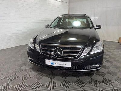 Gebraucht Mercedes E350 Elegance 292 PS (214 kW) 2009 Obsidianschwarz  met... Limousine