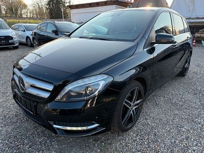 Mercedes B200