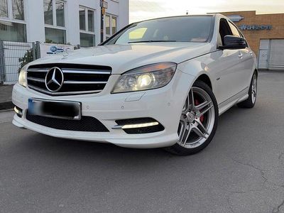 Gebraucht Mercedes C350 Avantgarde 224 PS (164 kW) 2009 Weiß Limousine