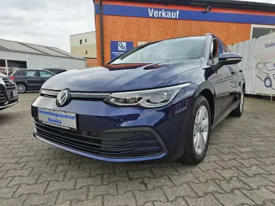 Gebraucht VW Golf VIII Life 116 PS (85 kW) 2023 Blau Kombi