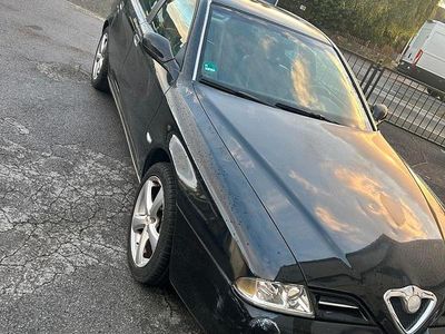 Alfa Romeo 166