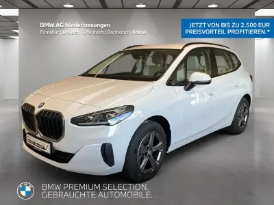 Gebraucht BMW 220 Active Tourer Sport Line 156 PS (114 kW) 2025 Weiß Van / Kleinbus