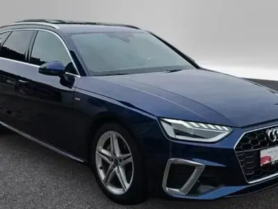 Gebraucht Audi A4 Sport 190 PS (139 kW) 2016 Blau Kombi