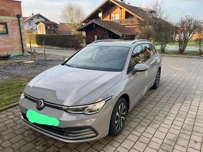 Grau Gebraucht 2023 VW Golf VIII Kombi | 20.300 € (Superpreis)
