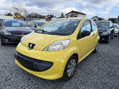 Gebraucht Peugeot 107 Filou 68 PS (50 kW) 2007 Gelb Kleinwagen
