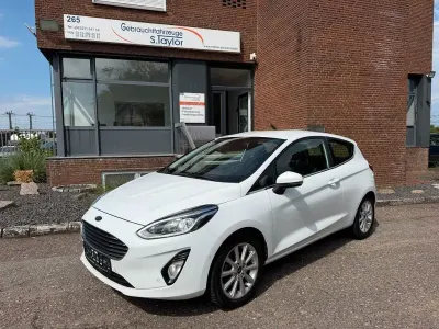 Gebraucht Ford Fiesta Titanium 86 PS (63 kW) 2018 Weiß Kleinwagen