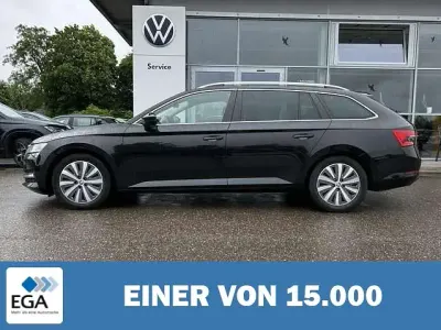 Gebraucht Skoda Superb Style 190 PS (139 kW) 2022 Schwarz metallic Kombi