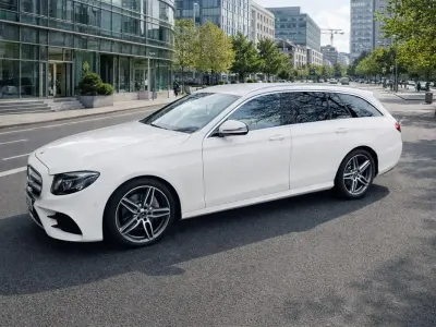 Używany Mercedes E220
