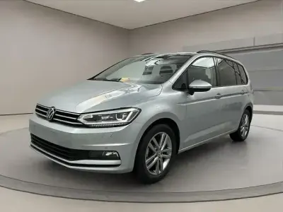 Gebraucht VW Touran Comfortline 150 PS (110 kW) 2025 Andere Van / Kleinbus