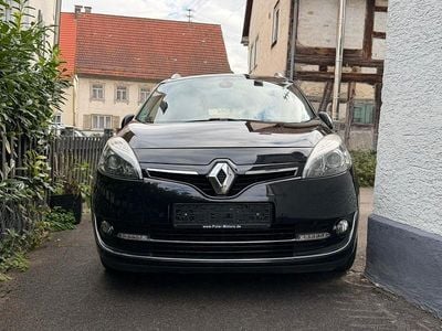 Schwarz Gebraucht 2013 Renault Scénic III Bose Edition Van / Kleinbus | 5.200 € (Fairer Preis)