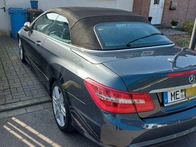 Usata Mercedes E500 AMG 408 CV (300 kW) 2012 Grigio Cabrio